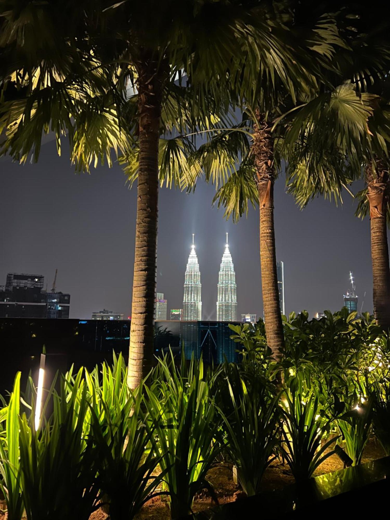 Eaton Residence Klcc Kuala Lumpur Exterior photo