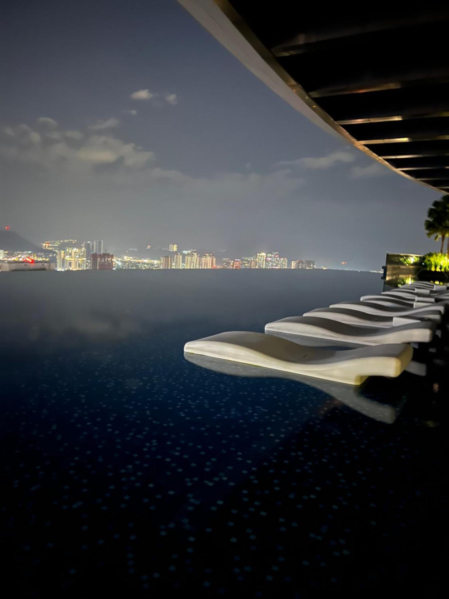 Eaton Residence Klcc Kuala Lumpur Exterior photo